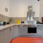 Varga Apartament *