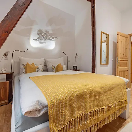 Varga Daire Schafstedt